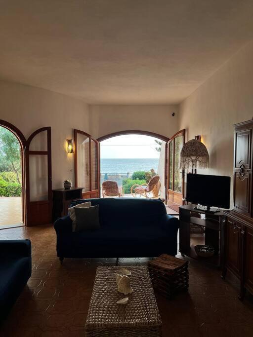 {Beach-House } Villa Mare Fuori Мадзара-дель-Валло Екстер'єр фото
