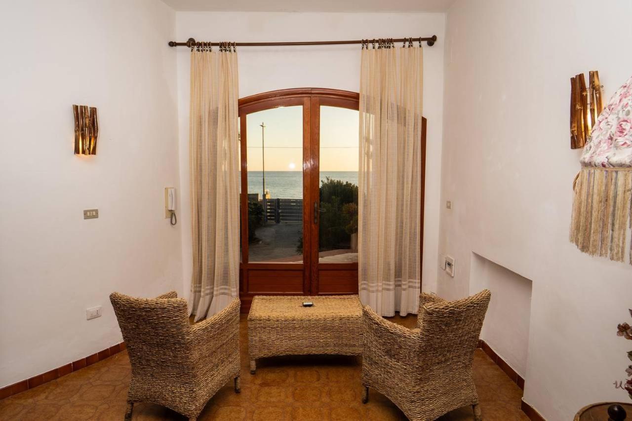 {Beach-House } Villa Mare Fuori Мадзара-дель-Валло Екстер'єр фото