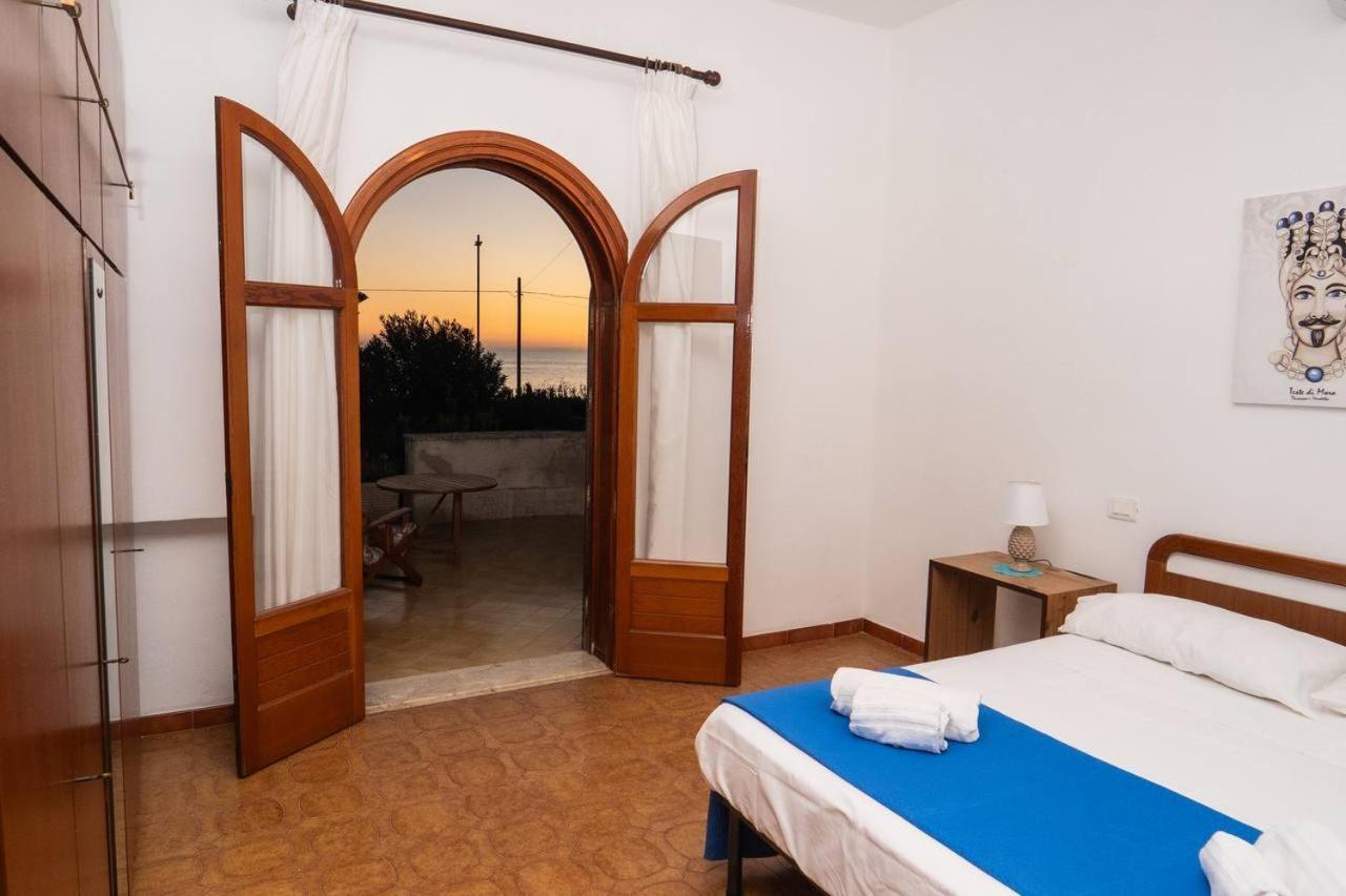 {Beach-House } Villa Mare Fuori Мадзара-дель-Валло Екстер'єр фото