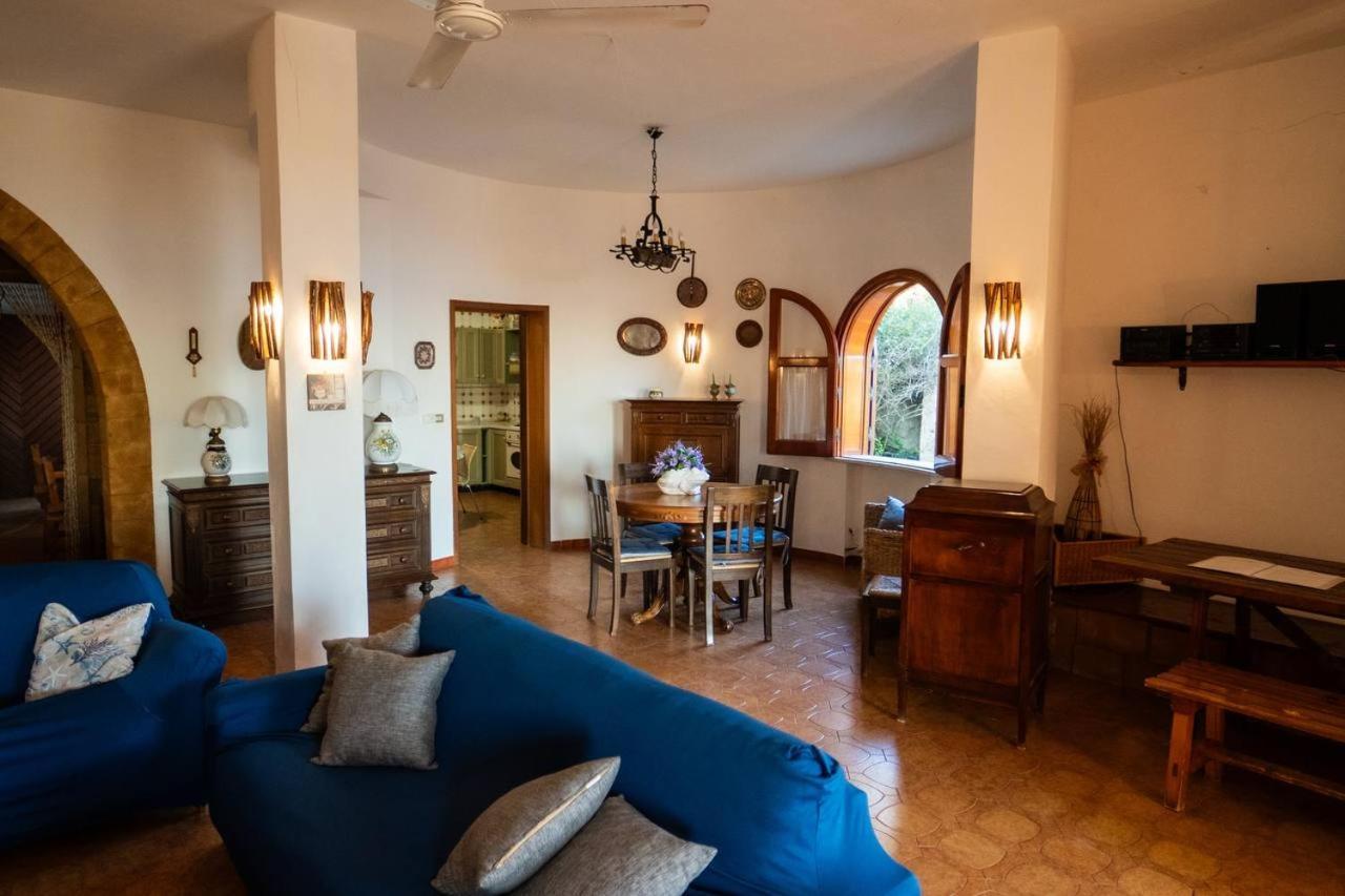 {Beach-House } Villa Mare Fuori Мадзара-дель-Валло Екстер'єр фото