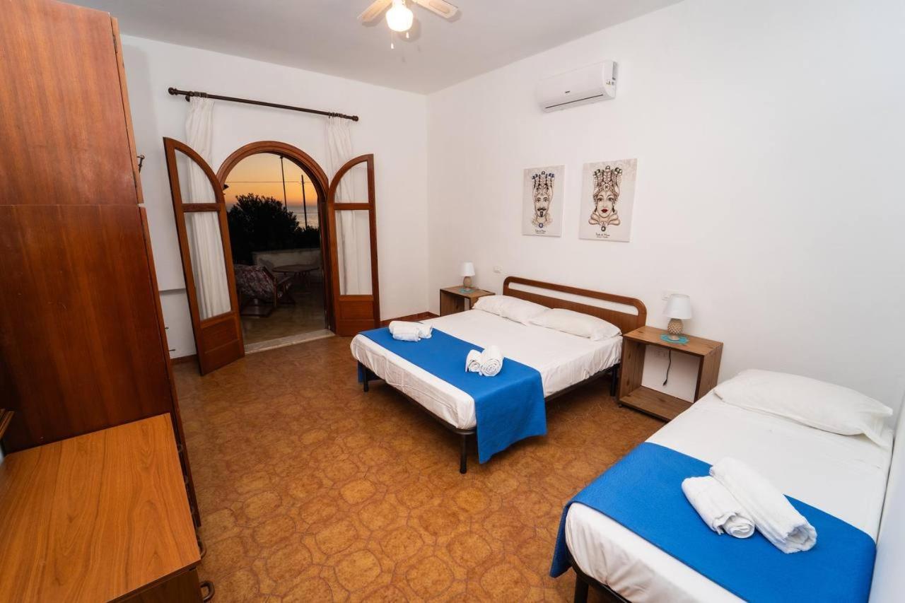 {Beach-House } Villa Mare Fuori Мадзара-дель-Валло Екстер'єр фото